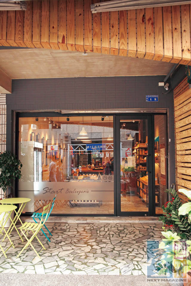 ▲麵包店就開在王禹衡家的一樓，客人多是專程而來。