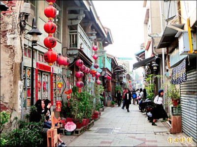 台南府城漫遊文化受遊客歡迎，近年來民宿產業蓬勃發展。 （記者洪瑞琴攝）